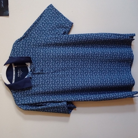 Walter Hagen Other - WALTER HAGEN MEN'S POLO GOLF/TENNIS SHIRT, BLUE PRINT, BLUE RIBBED COLLAR.SZ L,
